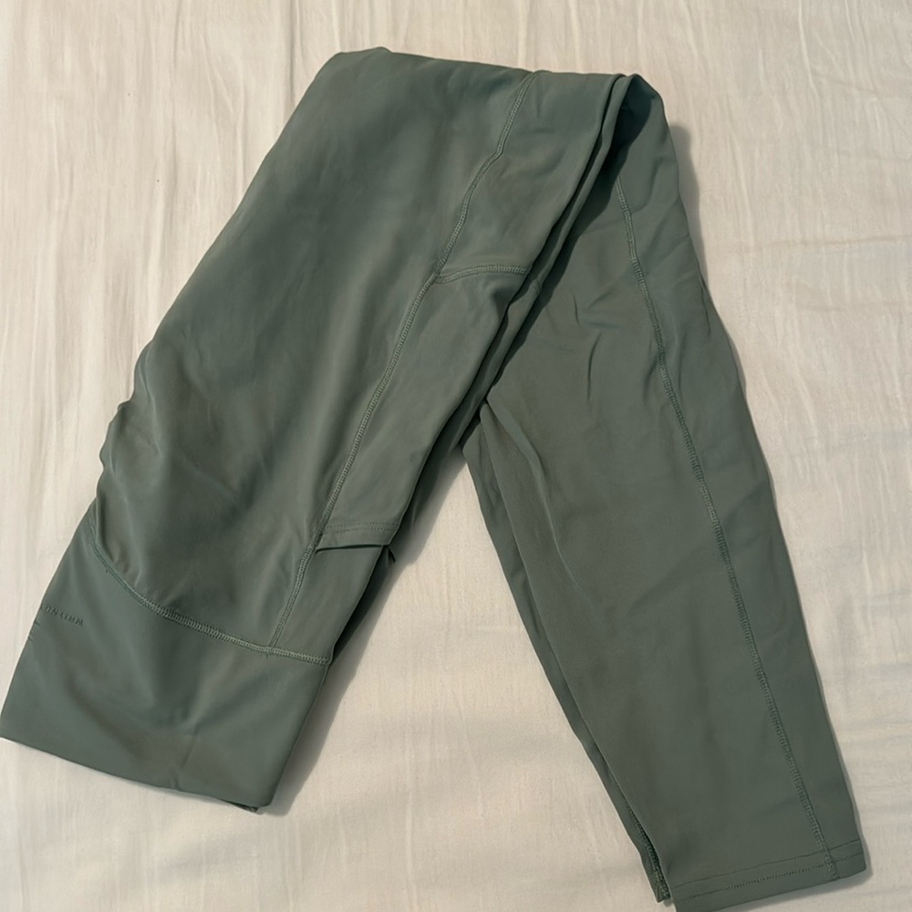 Gymshark x Whitney Simmons V5. Leaf Green. Every Day Pocket Legging in Medium.